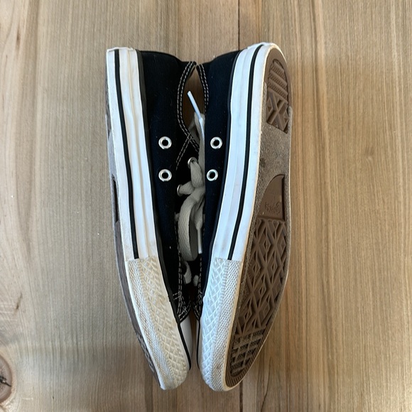 Youth Chuck Taylor Sneakers - Picture 6 of 10